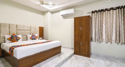 FabHotel Simhadri Grand - Nr. Khammam Railway Station Room Type - Deluxe Room