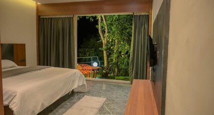 The Astor Resort & Agro Room Type - Deluxe Room with River View