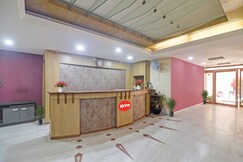 Hotel O Padmini Near Lakdikapool Metro Station