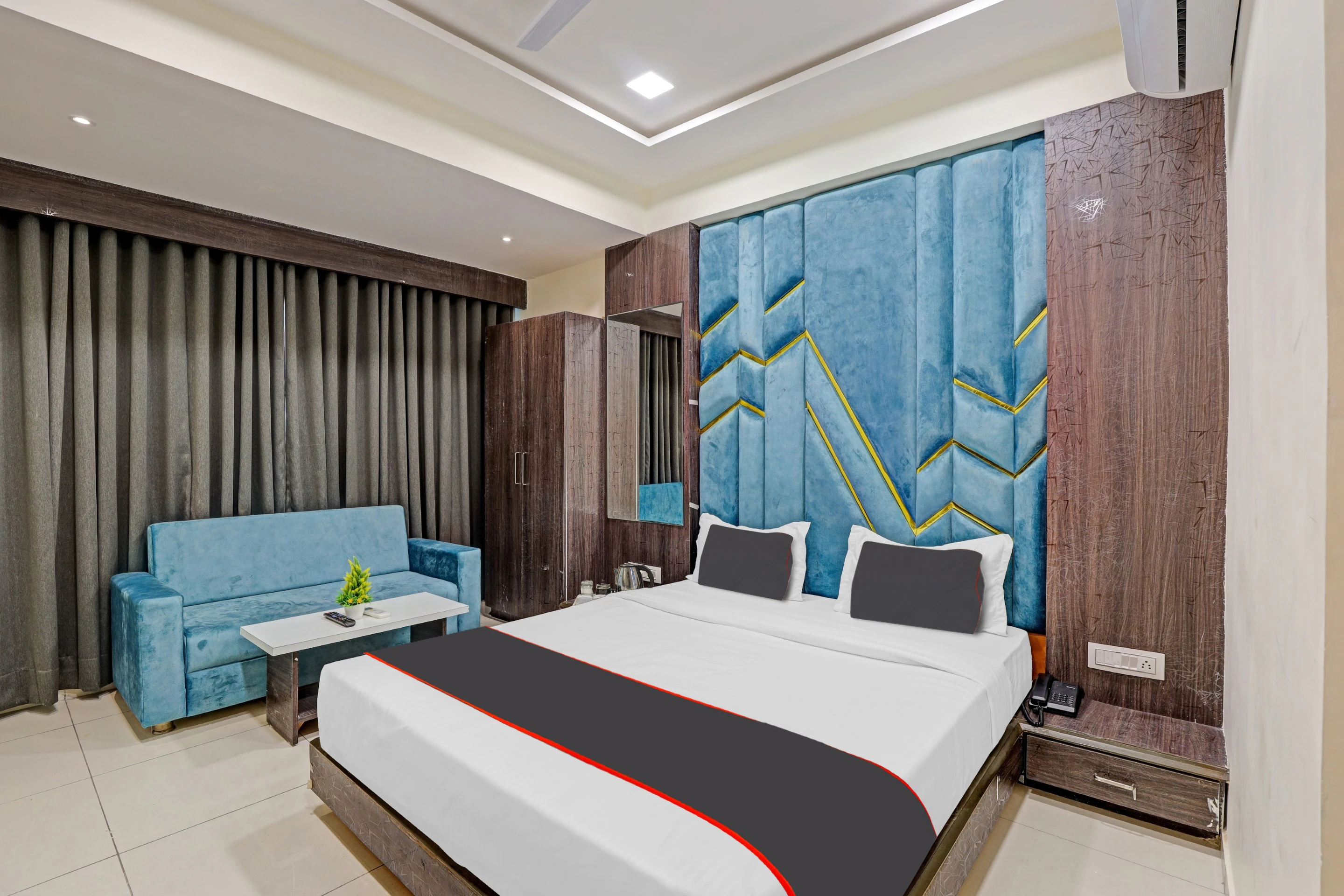 HOTEL MD PALACE. Room Type - Standard Room