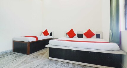 Hotel O New satkar Hotel Room Type - Deluxe