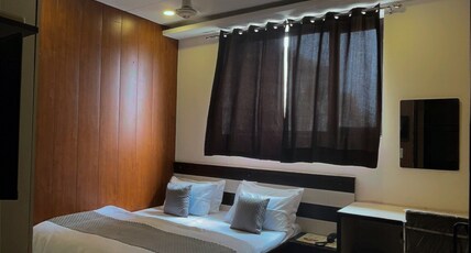 Heights Residency Room Type - Deluxe Room With Great Vibe
