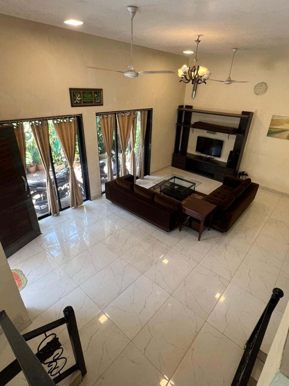 AK House Villa Rooms - Tap to explore photos