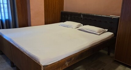 Aashiyana Inn Room Type - Bedroom 6