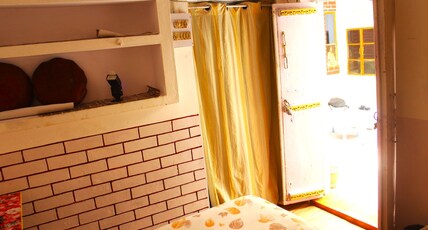 Mishra Ganesh Shankar Homestay | Assi Ghat Room Type - Deluxe AC Room