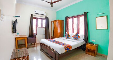 Via Home Tree Service Apartment T Nagar Room Type - Premium Room