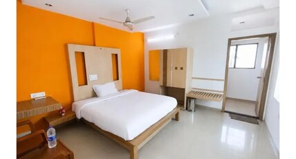FabHotel Bhagyashri Executive Room Type - Deluxe Room