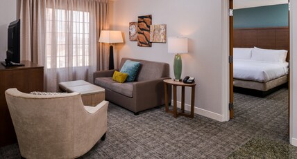 Staybridge Suites INDIANAPOLIS DOWNTOWN-CONV CTR Room Type - 1 King 2 Doubles 2 Bedroom Suite