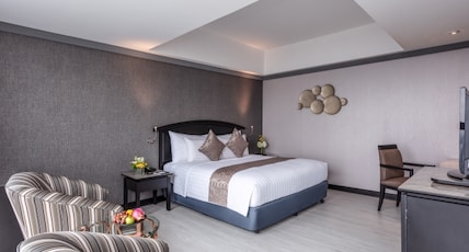 Baiyoke Sky Hotel Bangkok Room Type - Junior Suite (Space Zone) Baiyoke Sky Hotel Bangkok Room Type - Junior Suite (Space Zone)