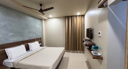 Hotel Sri Rajamatha Residency Room Type - Deluxe Double Non Ac Room