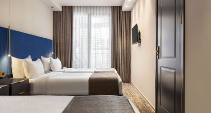 Ramada by Wyndham Tbilisi Old City Room Type - Standard Double Room Ramada by Wyndham Tbilisi Old City Room Type - Standard Double Room