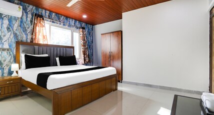 Super Hotel O Madhapur VIP Hills Room Type - Classic