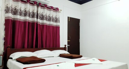Continental Homestay Room Type - Bedroom 2