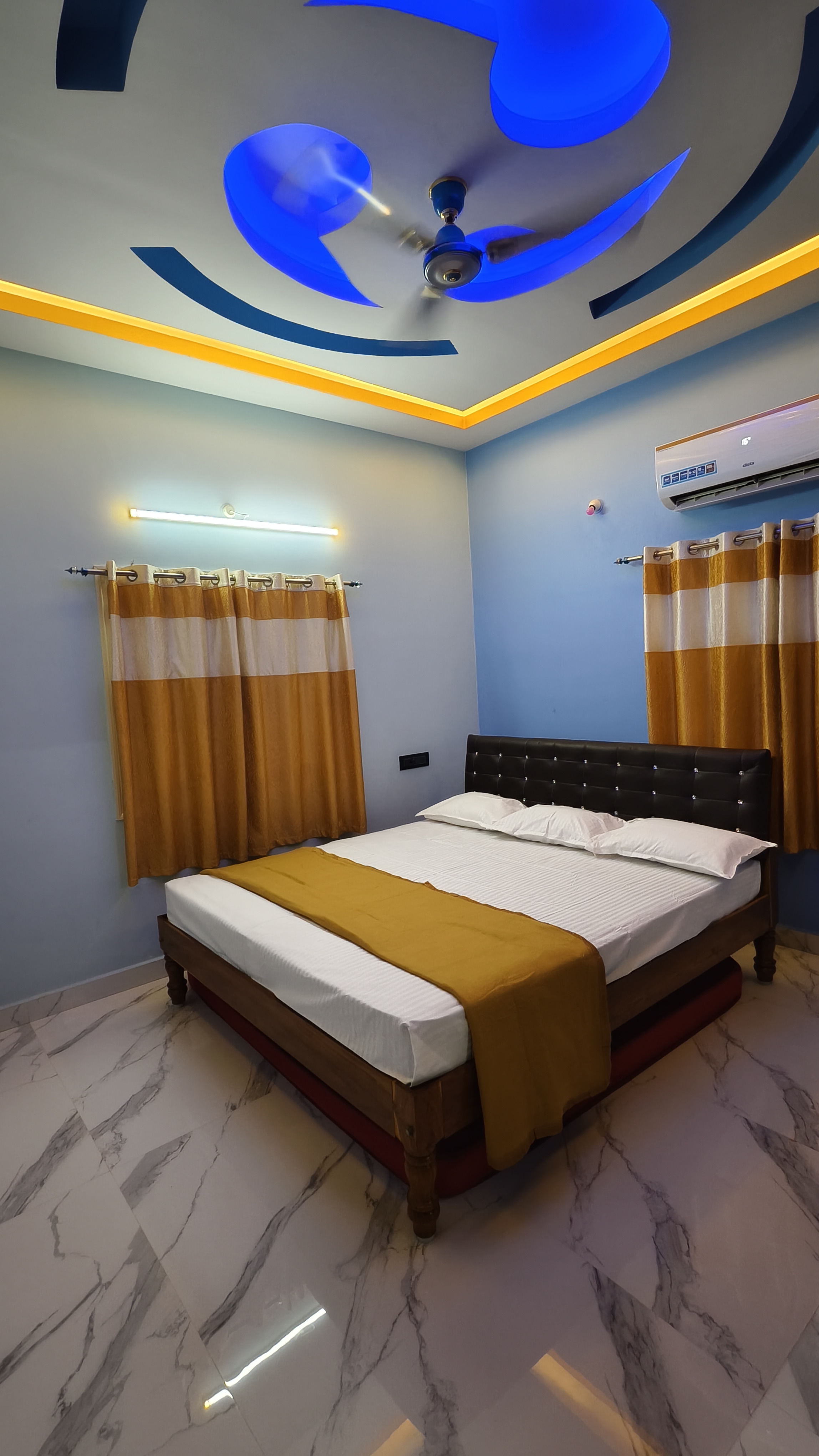 ASK Home Stay - Tap to explore photos