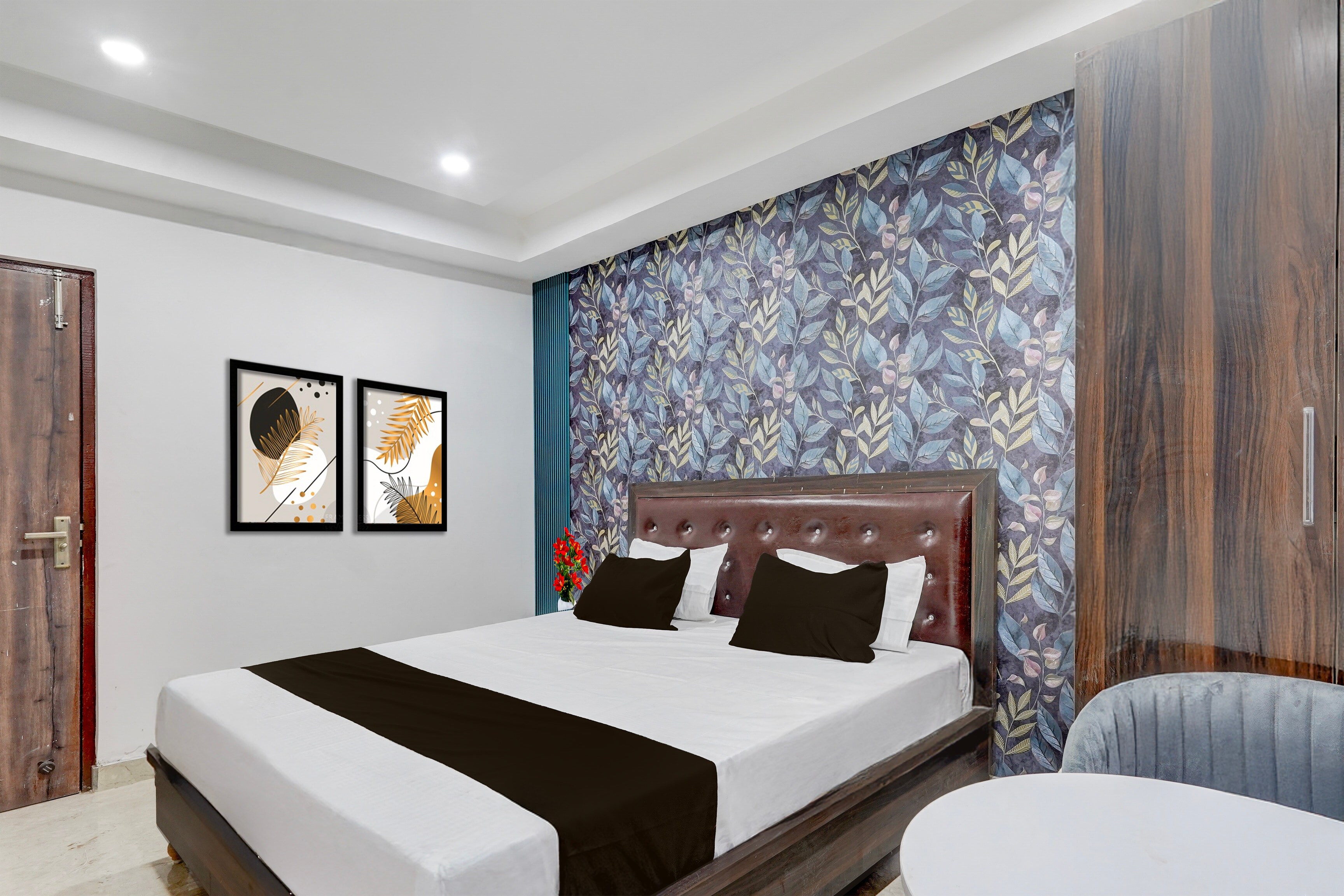 Super Townhouse Vijay Nagar Patna Formerly Imperial Nest - Tap to explore photos