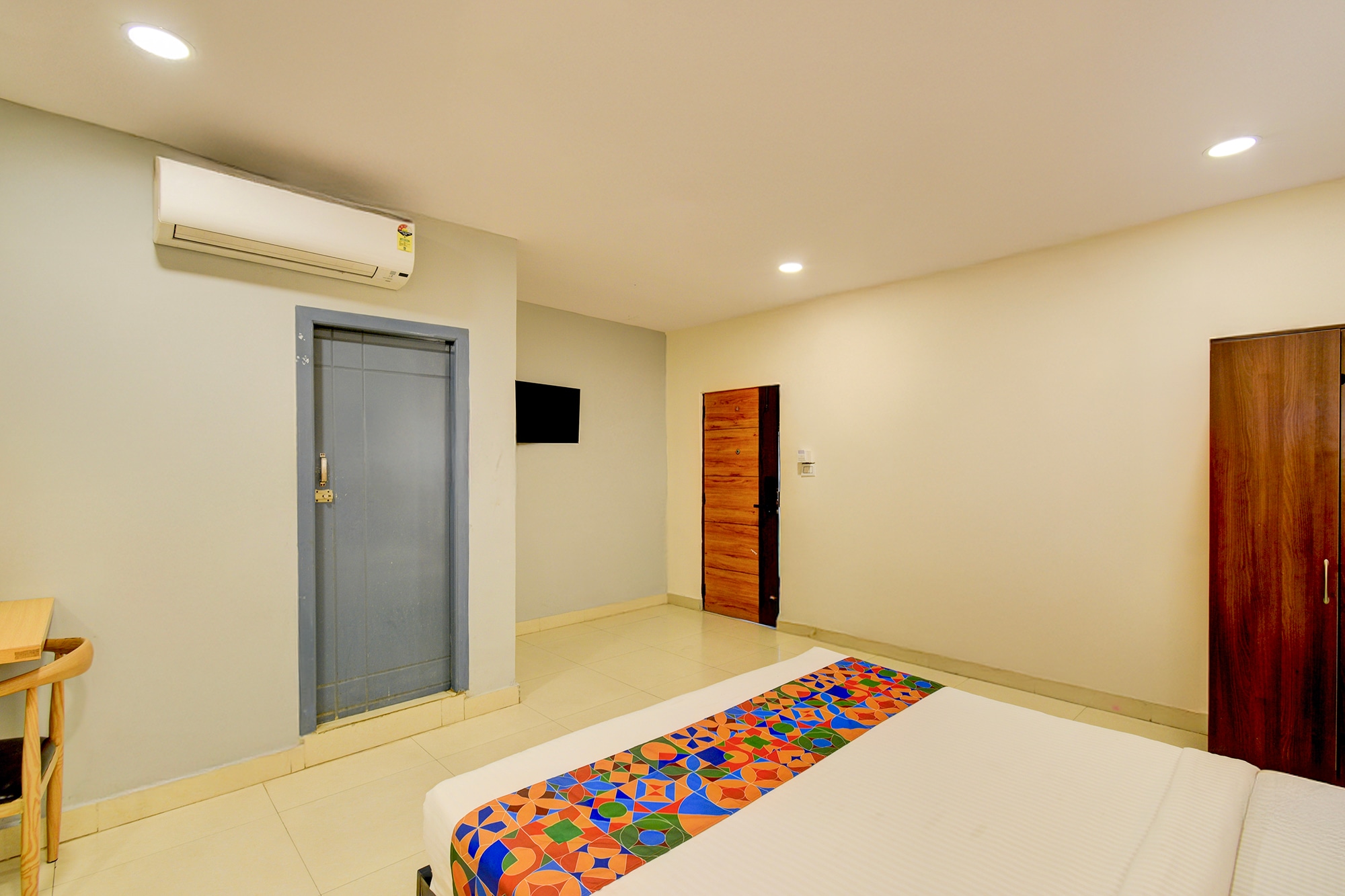 FabHotel Casa Grand Nacharam - Nacharam Industrial Area, Nacharam - Tap to explore photos