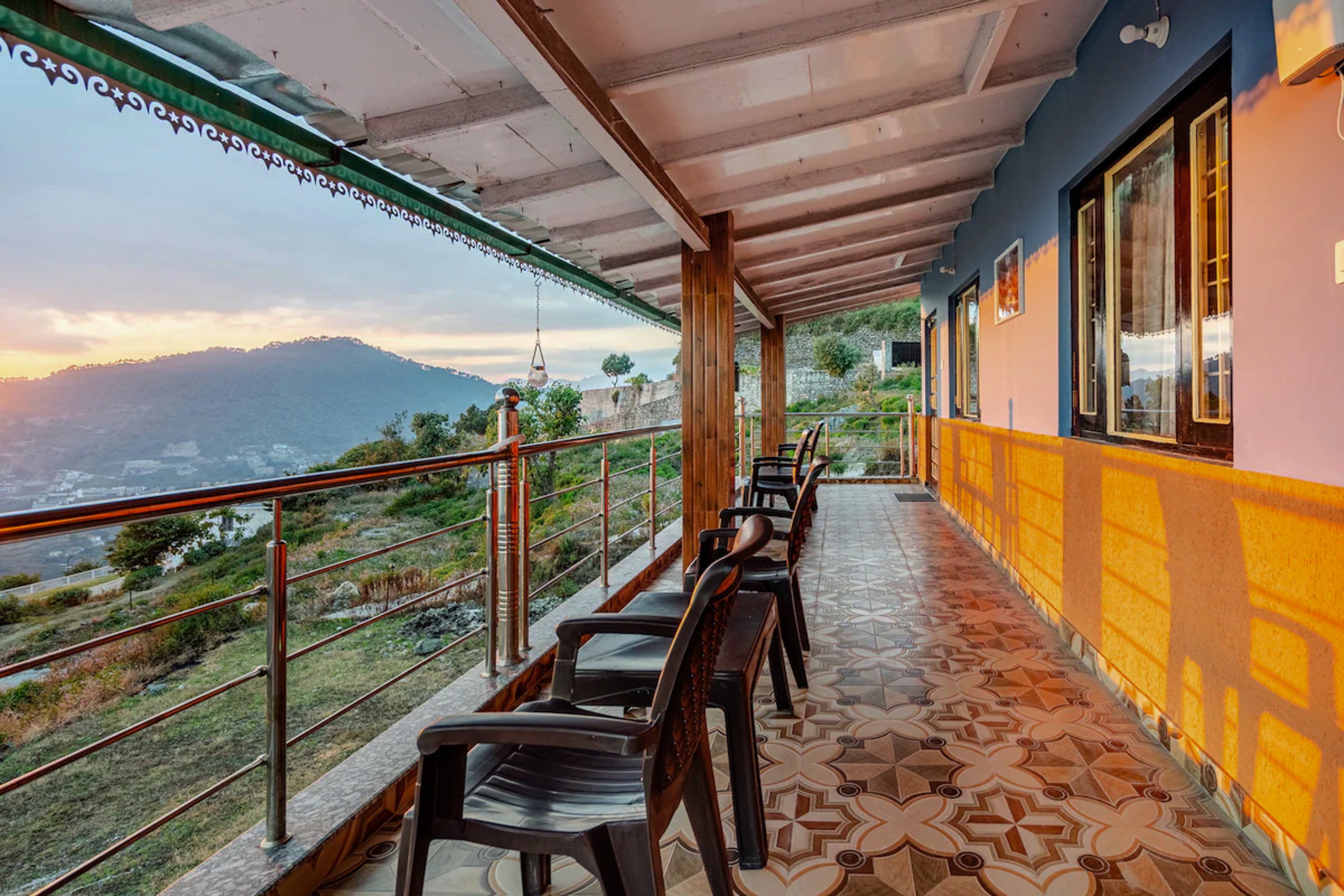 Aasara Homestay , Bhimtal - Tap to explore photos