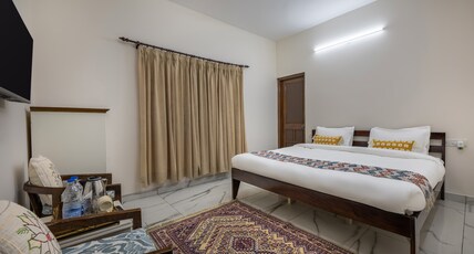 The Dew Drops Villa | Rooms & Kitchen Room Type - Standard Room