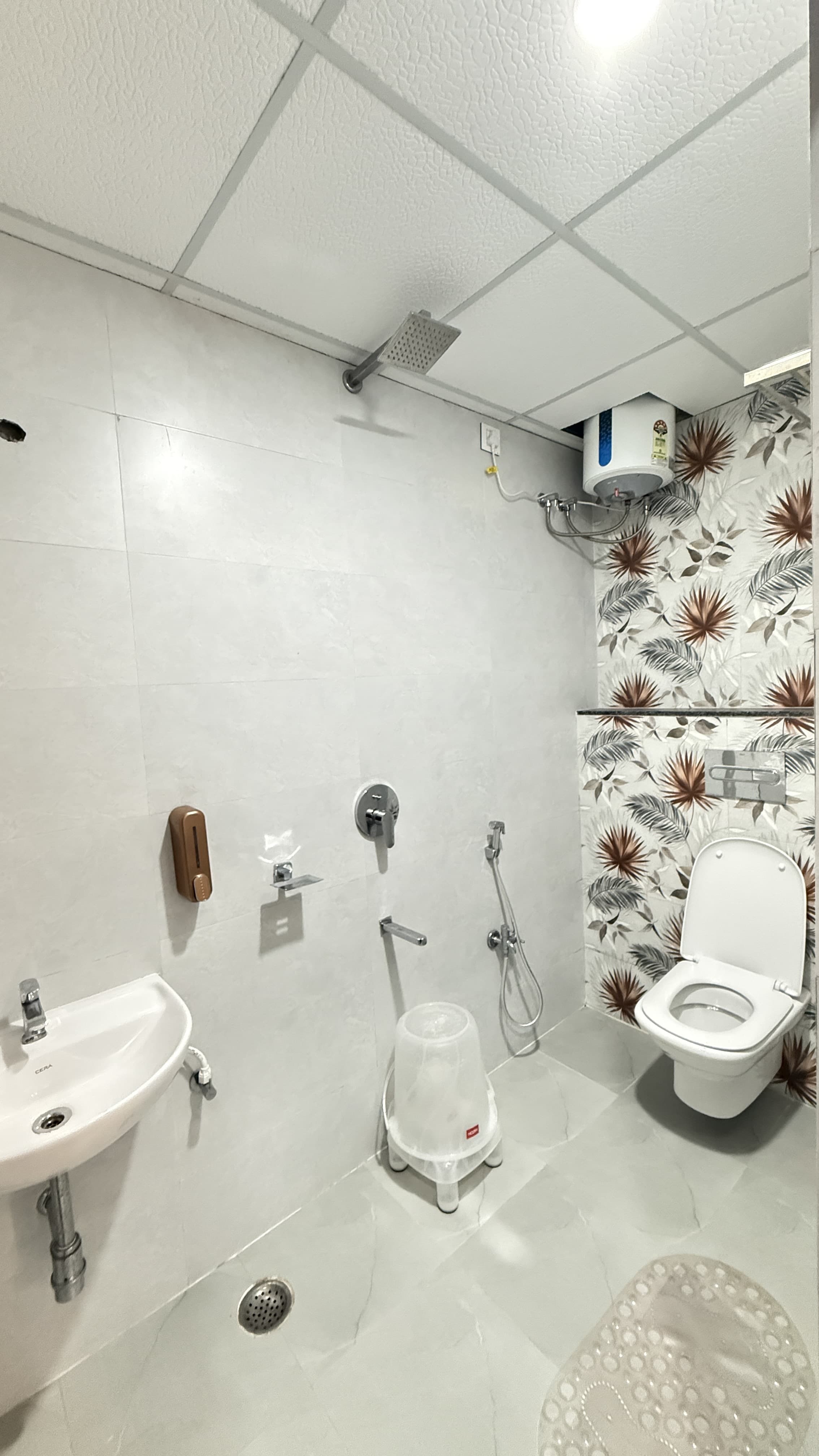Hotel Vindhya Residency - Tap to explore photos