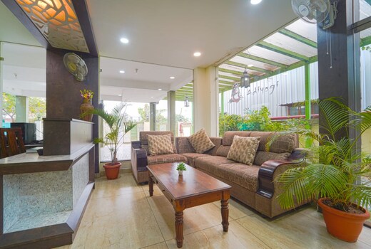 Chakraa Hotels