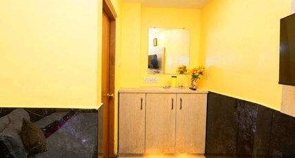 Star ZQ Guest House Room Type - Double Bed AC