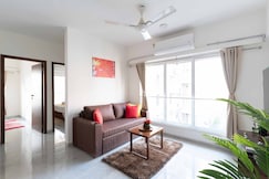Urban Luxe Higher Floor 2BHK near BKC by Iconic Stays