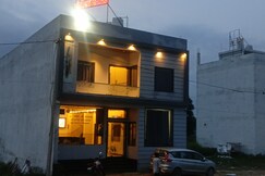 Shri Vishwakarma Palace - 1.5 KM from Khatu Shyam Temple