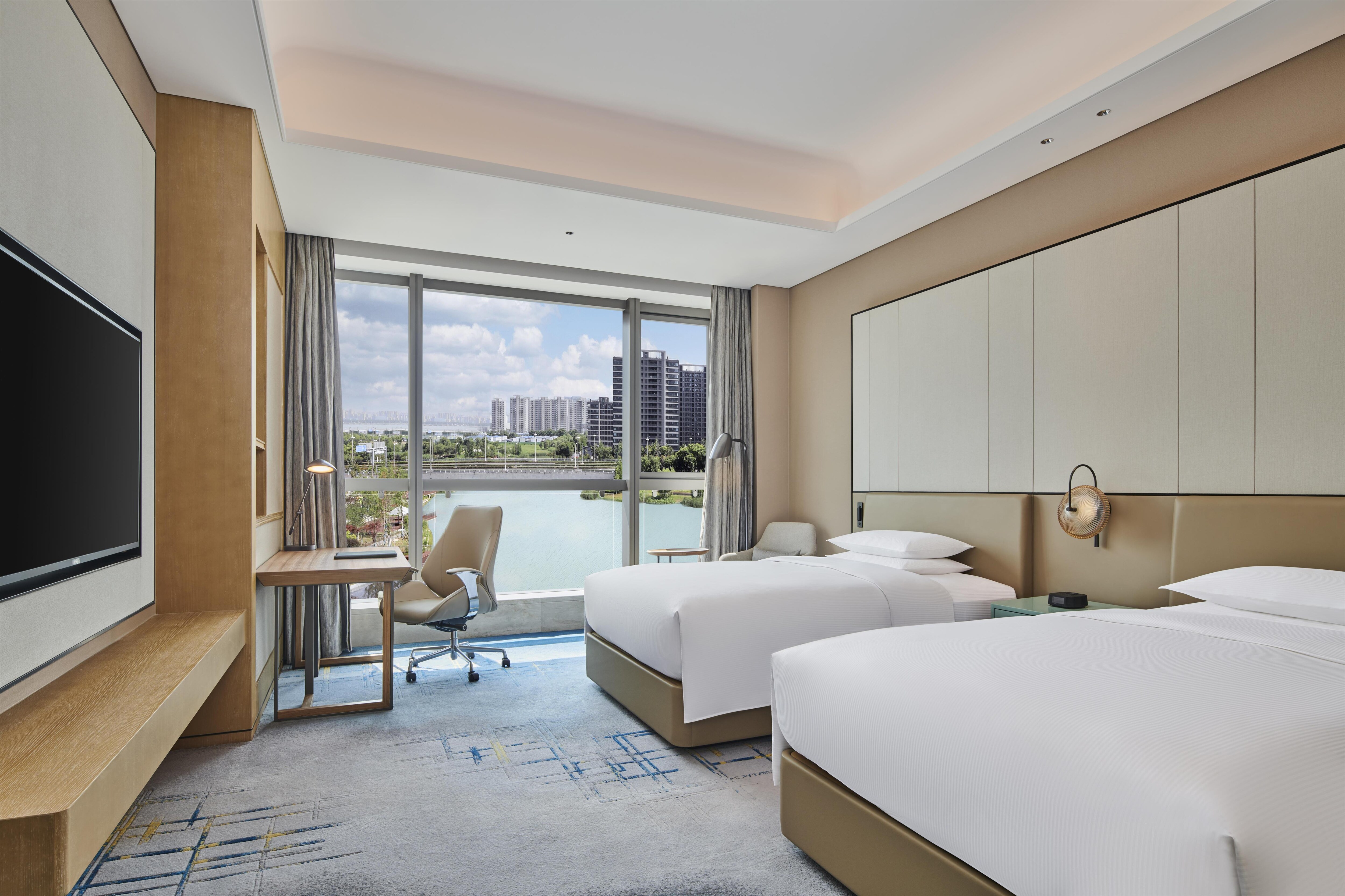 DoubleTree by Hilton Suzhou Wuzhong - Tap to explore photos