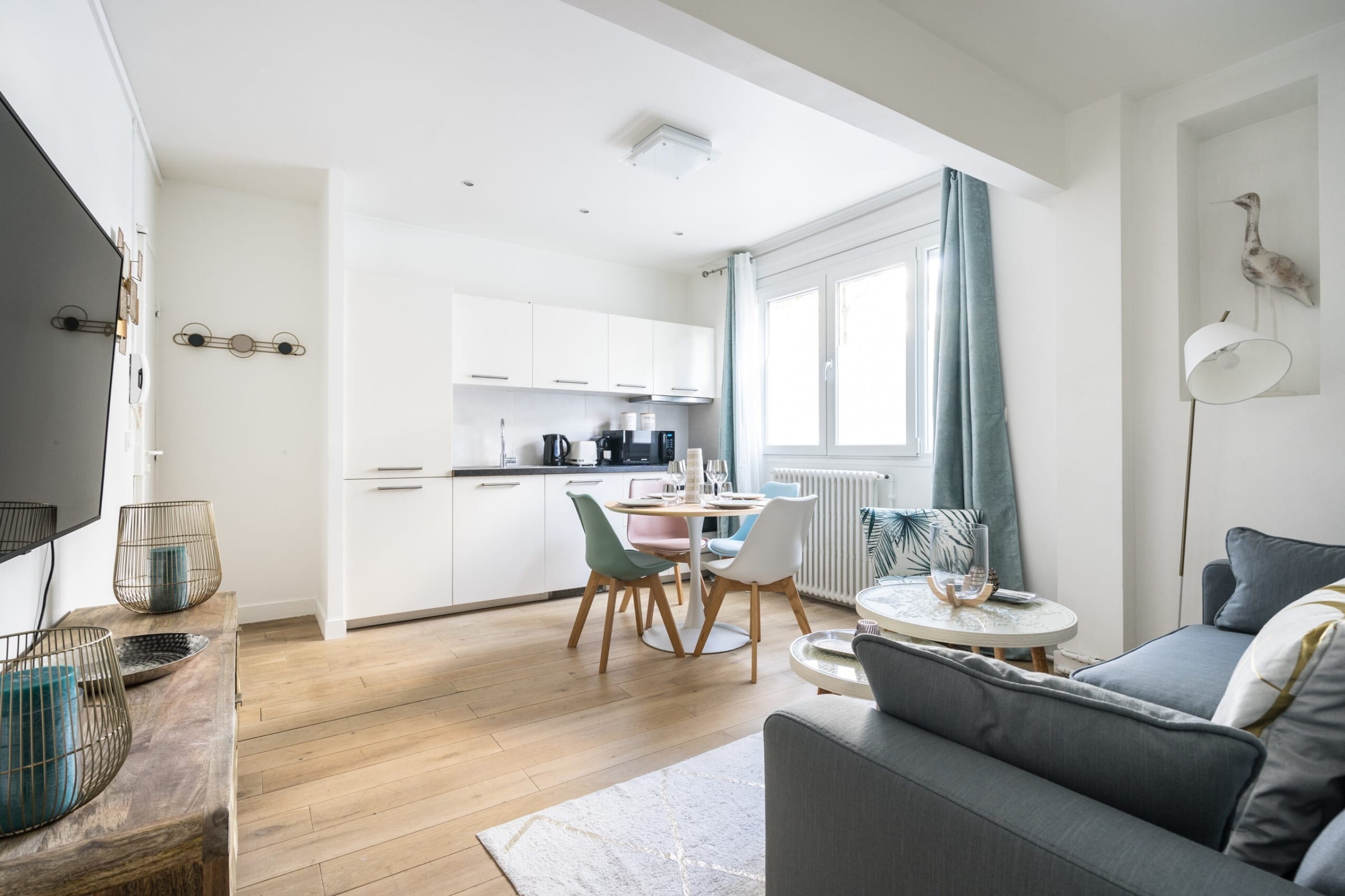 Charming apartment - 2BR/6P - Porte d'Ivry - Tap to explore photos