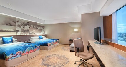 Crowne Plaza BEIJING SUN PALACE Room Type - 1 King 1 Single Premium Family Room Crowne Plaza BEIJING SUN PALACE Room Type - 1 King 1 Single Premium Family Room