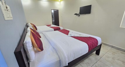 HOTEL KGR RESIDENCY Room Type - Deluxe Quadruple Bed AC Room