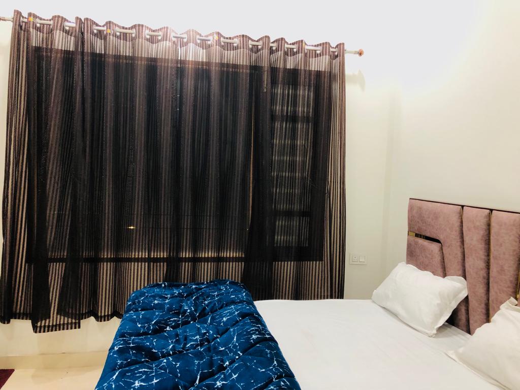 Hotel D9 kkr - Tap to explore photos