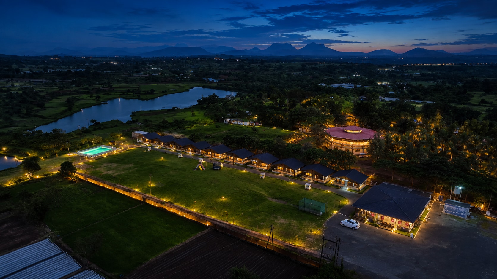 Shreephal Luxury Lake Resort - Hatgad, Saputara - Tap to explore photos