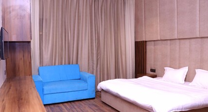 TP GARDEN AND HOTEL Room Type - Executive Business Class