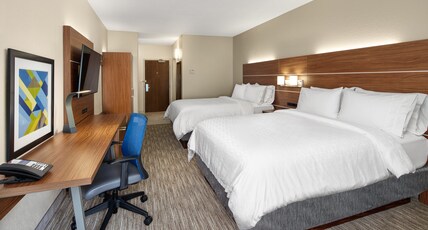 Holiday Inn Express STATESBORO Room Type - 2 Queen Beds Standard
