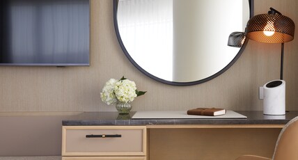 InterContinental Hotels BELLEVUE AT THE AVENUE Room Type - 2 Queen Classic