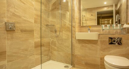 Gleddoch Hotel Spa & Golf, BW Premier Collection Room Type - 2 Double Beds, Non-Smoking, Executive Room
