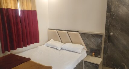Hotel Thakur Mahal Room Type - AC DOUBLE BED ROOM (D-213)