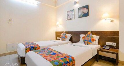 Gandhrva Residency Swargate Room Type - Double Deluxe Room