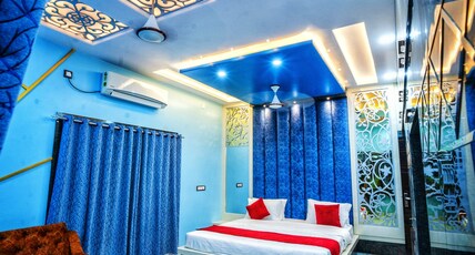 OASIS INN Room Type - Super Deluxe Room