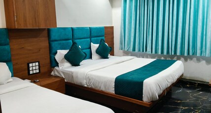 Hotel New Vinayak Room Type - super deluxe room