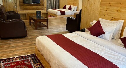 LN Grand Premium Suites with Balcony, Manali Room Type - Family Suite Room