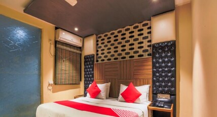 Hotel Amarpreet Room Type - Standard AC Room Hotel Amarpreet Room Type - Standard AC Room