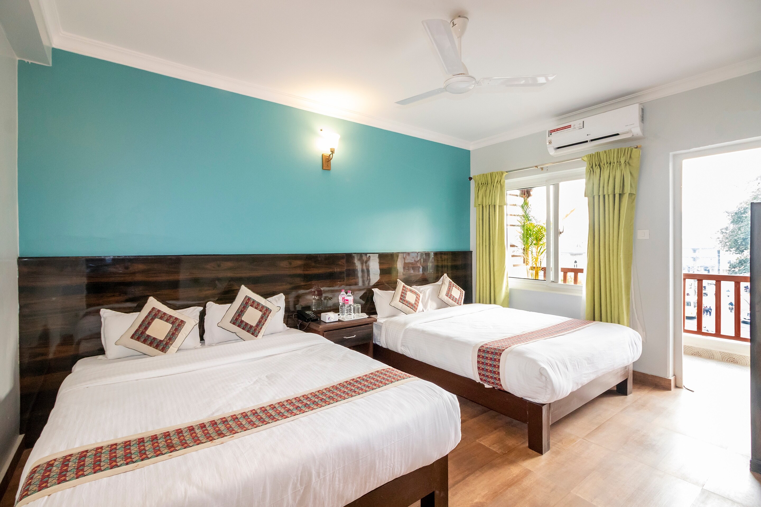 OYO 254 White House Inn - Tap to explore photos