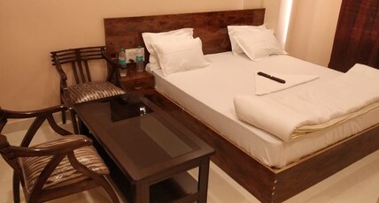 Hotel Shourya Regency Room Type - Deluxe Room