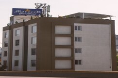 Monarch Guestline Magarpatta