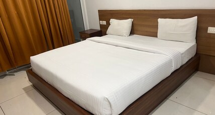 Hotel Lets Stay By Addon Room Type - Classic Room