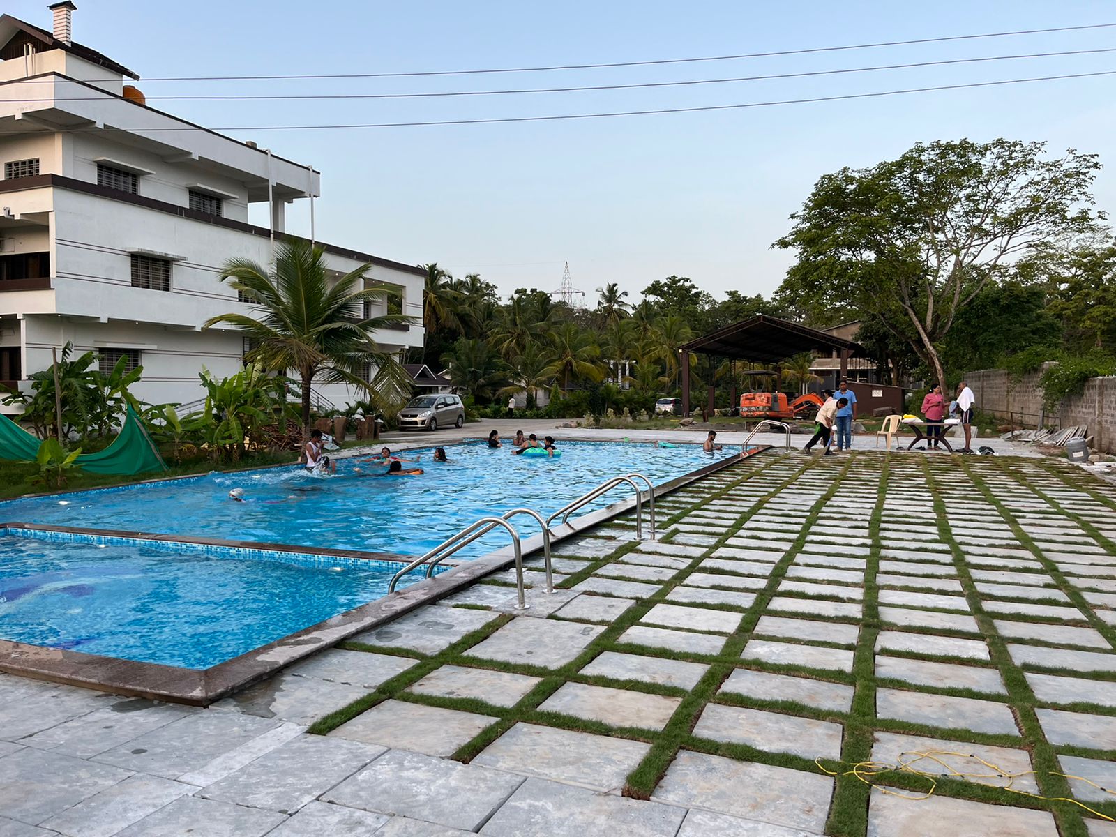 Mastiff Select Terrain Hotels - Tap to explore photos