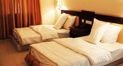 Hotel Sea Pearl Room Type - 1 twin bedroom + living room
