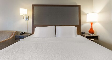 Hampton Inn Eau Claire Room Type - 2 QUEEN BEDS NONSMOKING
